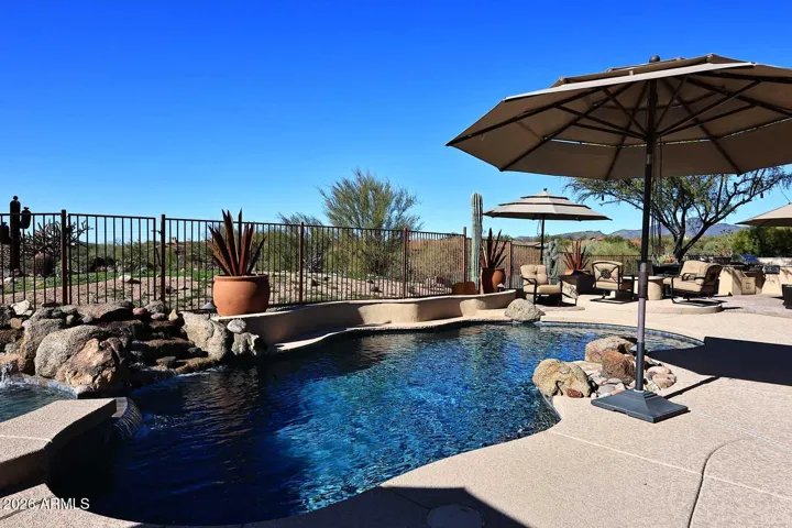 Pool/Spa overlooking NAOS with Mountain Views
