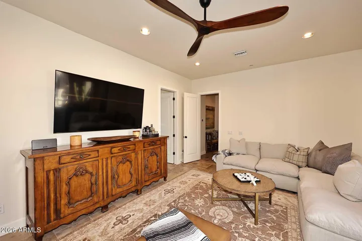 Bonus Media room