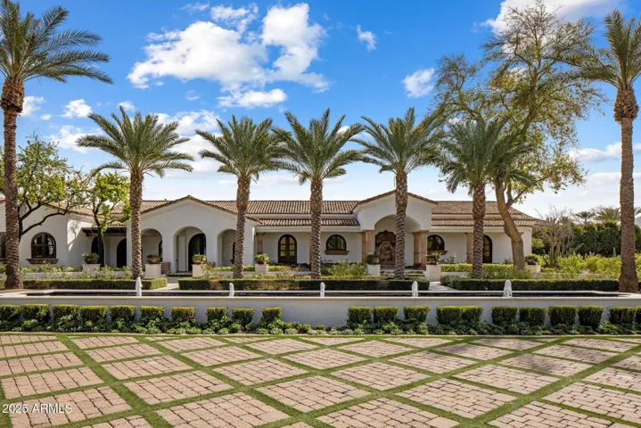 CASITA ENTRANCE