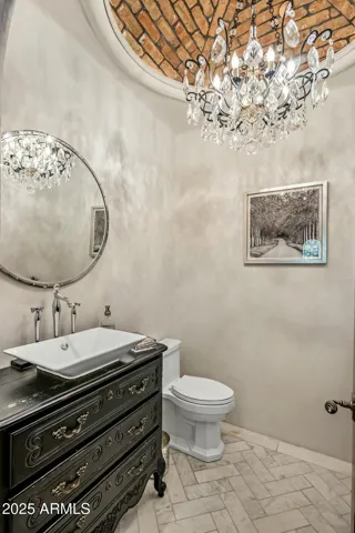 POWDER ROOM