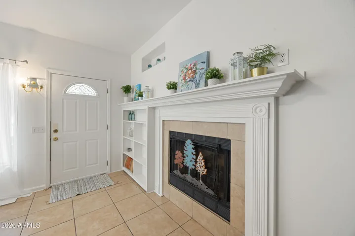 Front unit fireplace