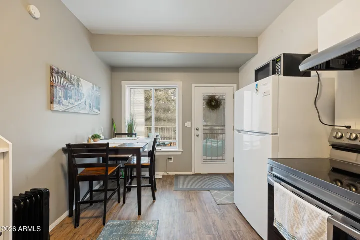 Back unit kitchen