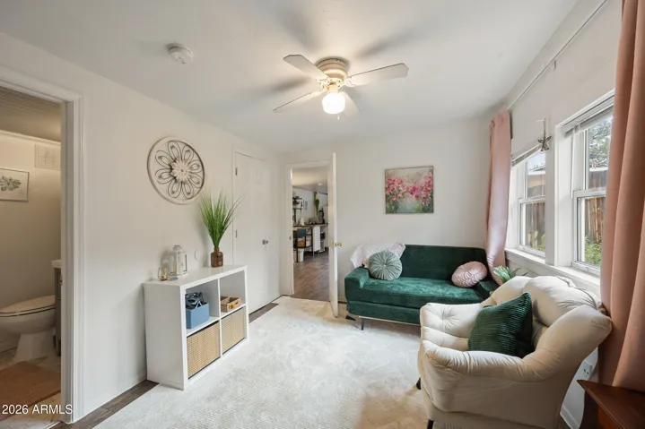 Side unit living room