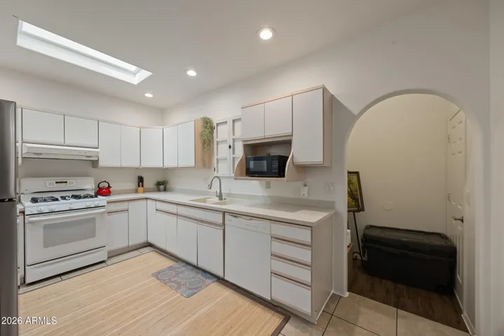 Front unit kitchen