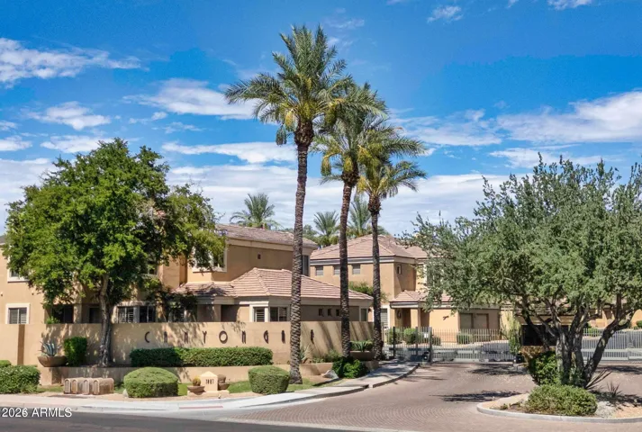 Canyon Gate Condominiums