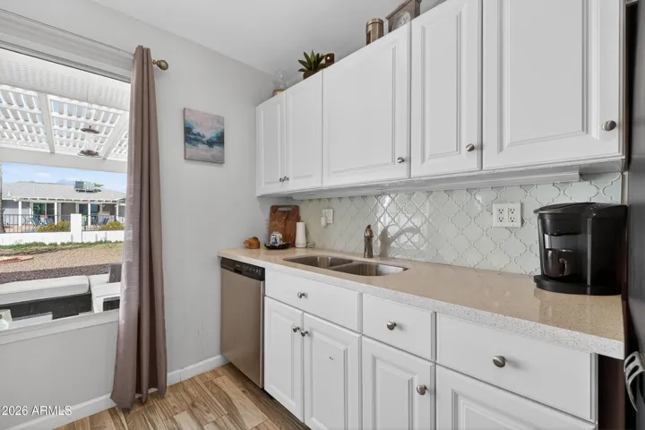 Unique Backsplash