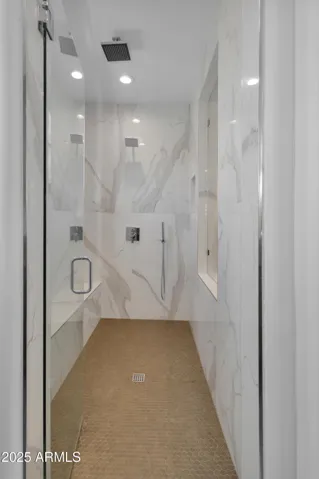 Luxury primary en-suite walk-in shower