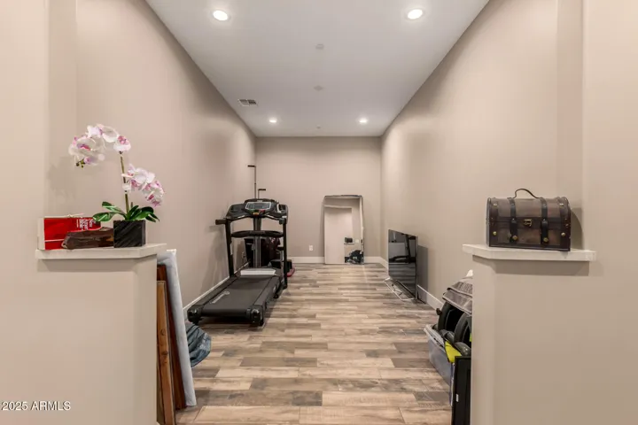 Flex room
