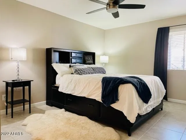 Bedroom 2 w/Queen comfort and walk in closet and drawer storage in bed. Also huge walk in closet!