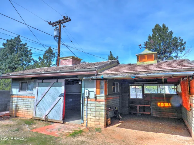 Additional shed/shop