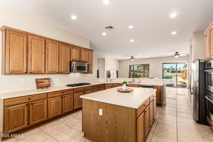 Cabinets galore!