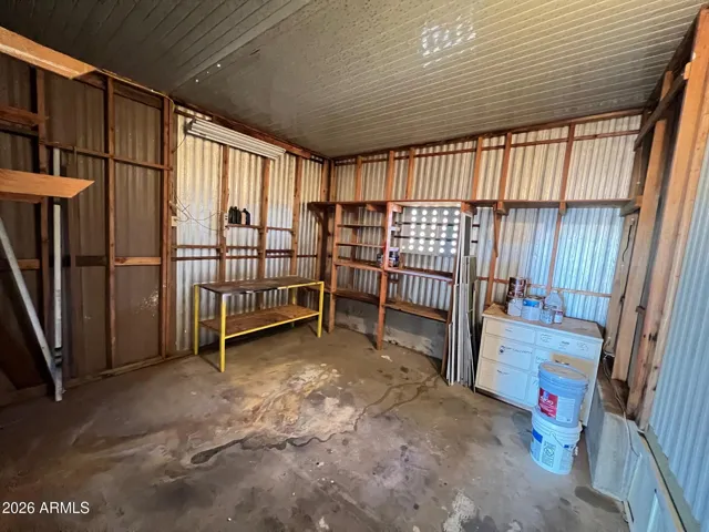Huge Work Shop Behind Garage