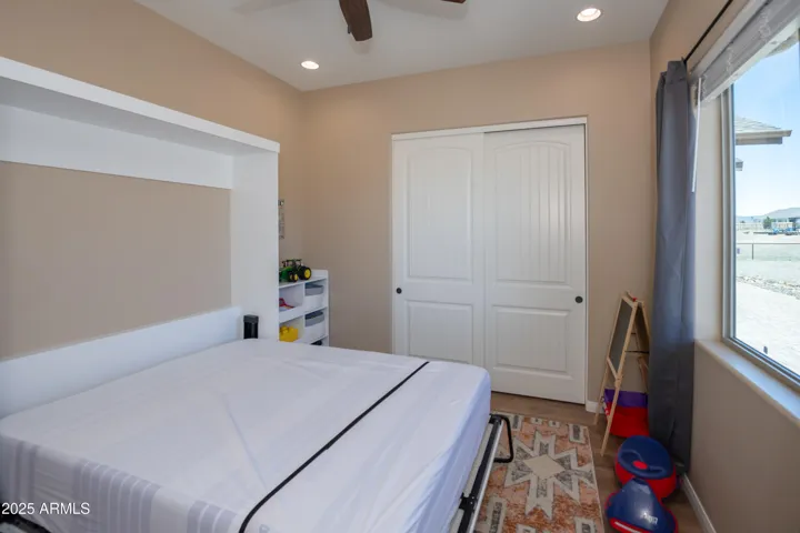 Guest Bedroom 1 - Murphy Bed