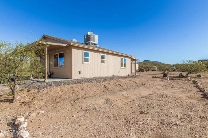 SURROUNDING MOUNTAIN VIEWS