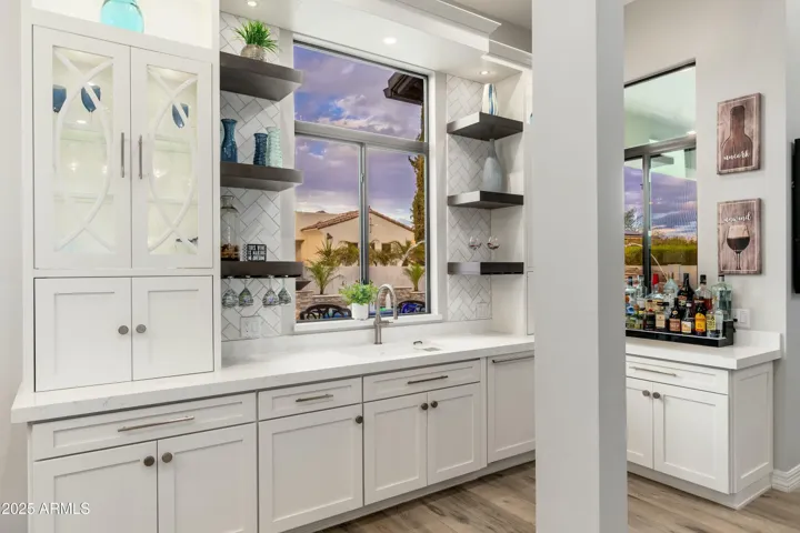 Smoothie/ Wet Bar