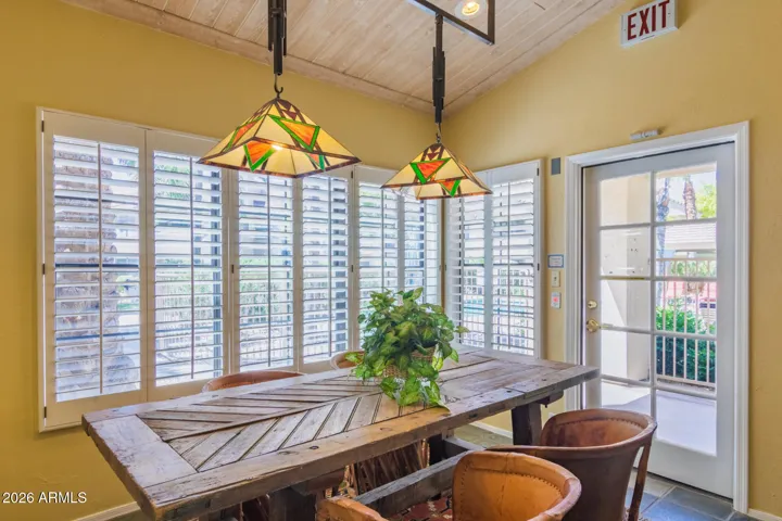 a place to dine or play cards/games.
