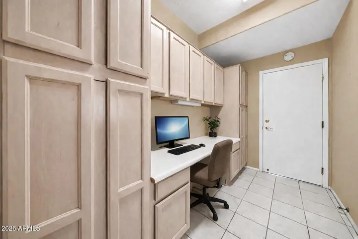 2ND OFFICE / LAUNDRY - VIRTUALLY STAGED