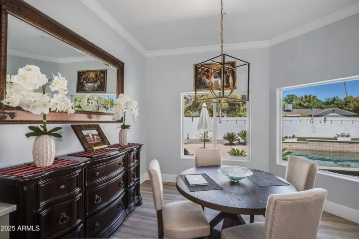 Breakfast Nook