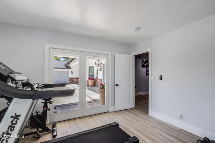 Flex room