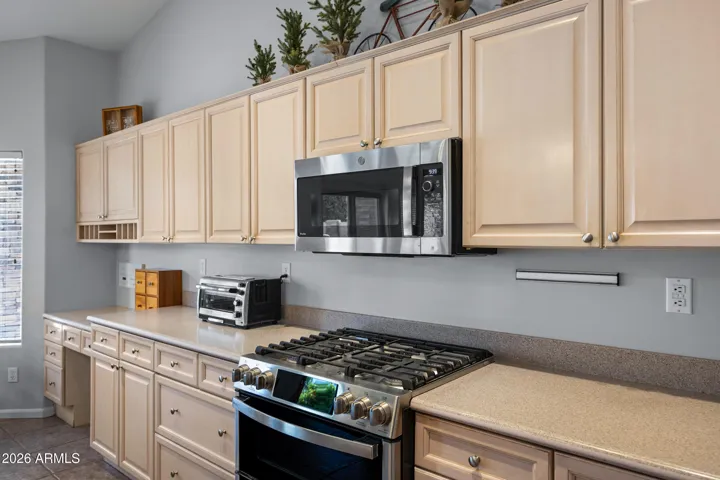 5 burner range with airfry and convection/confection oven and convection microwave!