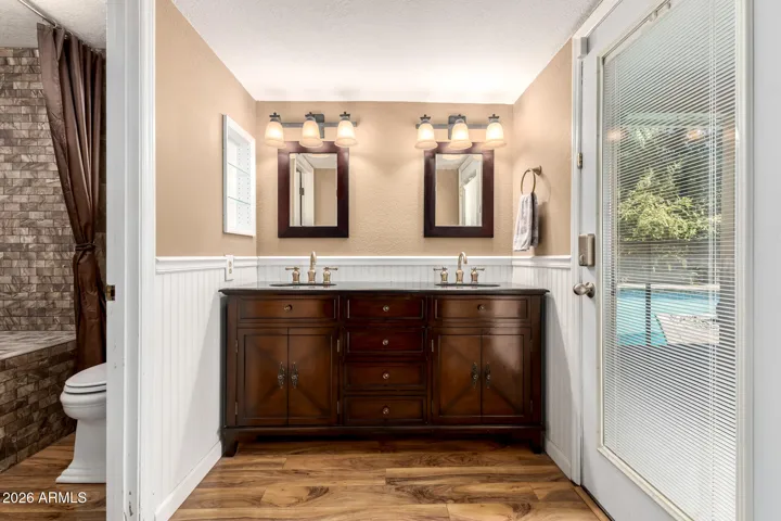 Main Bathroom