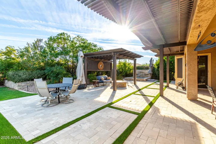 back patio w fire pit
