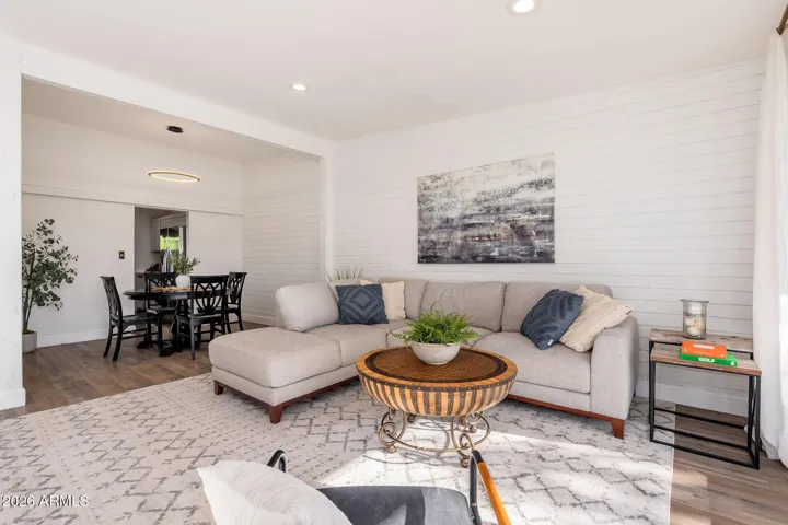 Large Family Room with Dining area
