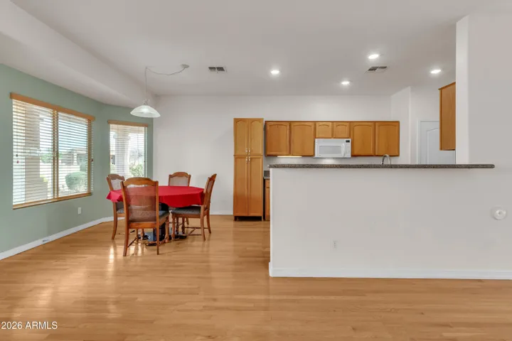 BREAKFAST ROOM