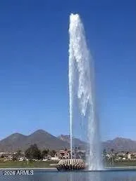FAMOUS FOUNTAIN