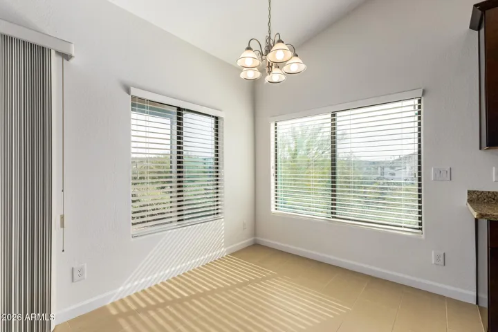 Kitchen Dining Area