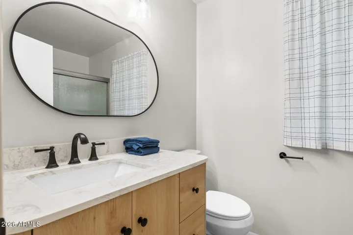 Renovated Primary En Suite!