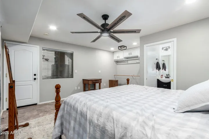 Bedroom in Shop