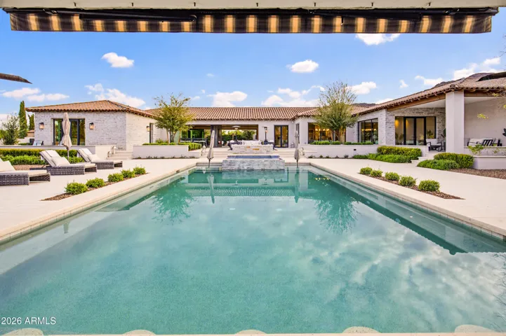 pool with in water bar seats