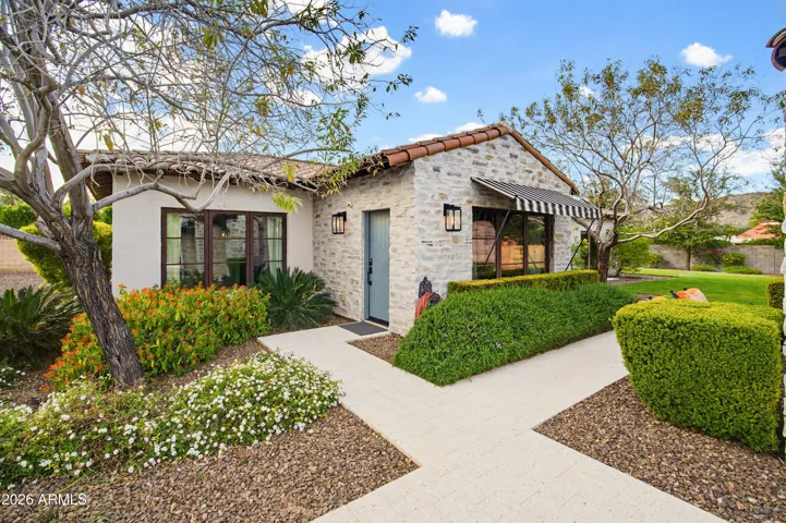 2 Bedroom ensuite Guest Casita with 1,056 sq ft of living