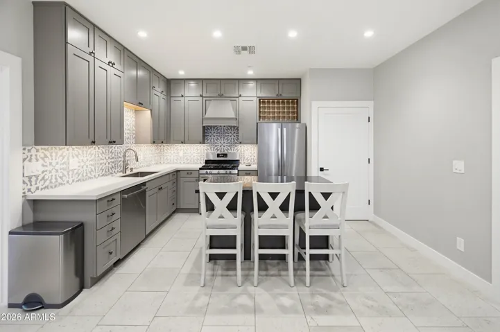 Guest Casita full kitchen