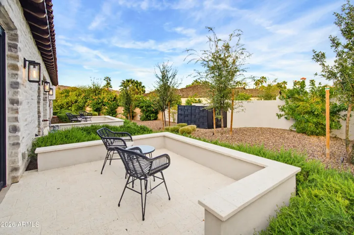 Guest Bedroom patio