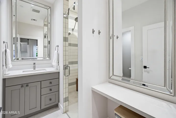 Guest Casita Ensuite bathroom 2