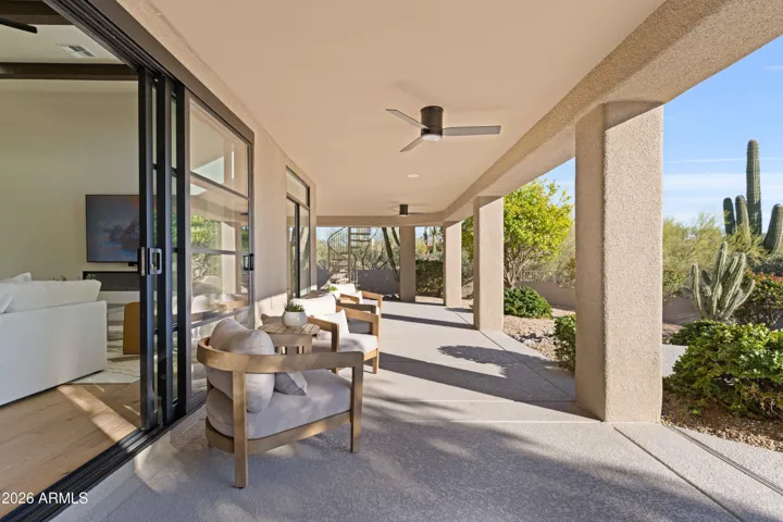 Outdoor patio with Arcadia door