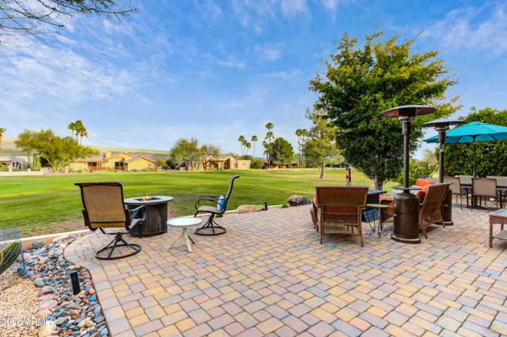 NOTE!!! Extra large pavered patio.