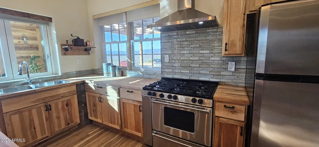 Stainless appliances