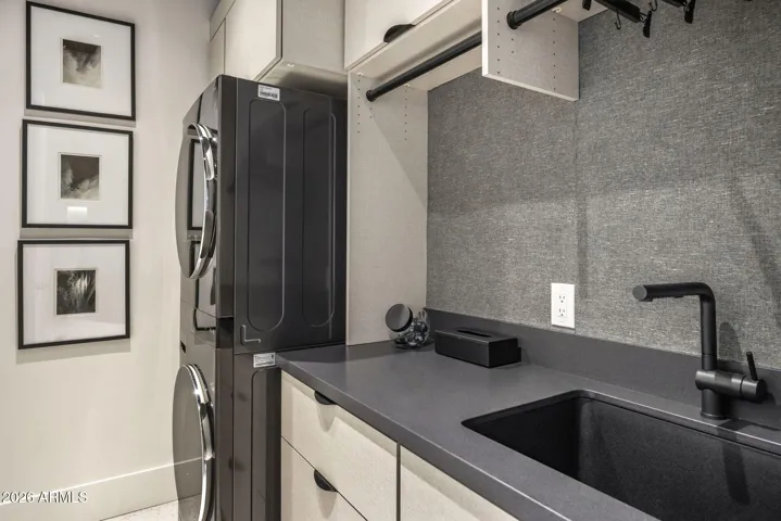 In-Suite Primary Laundry with utility sink