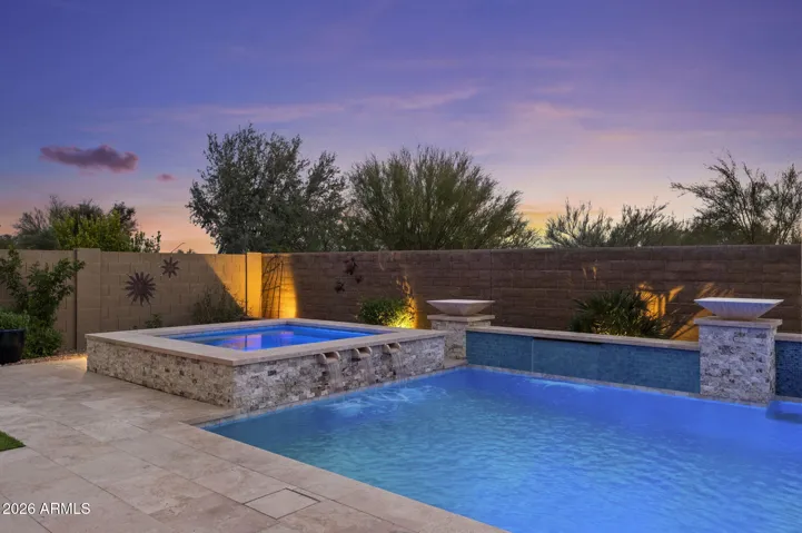Pool & Spa