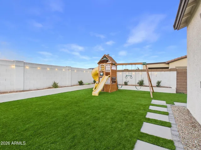 With abundant outdoor space, this backyard is ideal for games, gatherings, and everyday fun. Whether it’s active play or relaxed afternoons, the generous layout offers freedom to enjoy the outdoors your way.