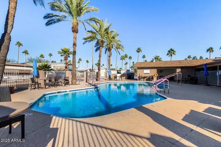 Community pool