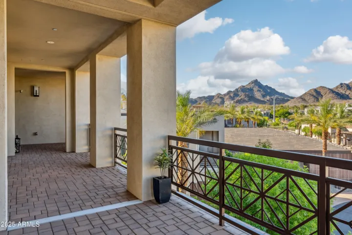 Exterior Entry Hallway