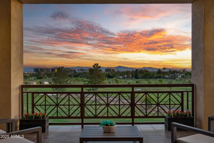 Sunset Main/South Patio
