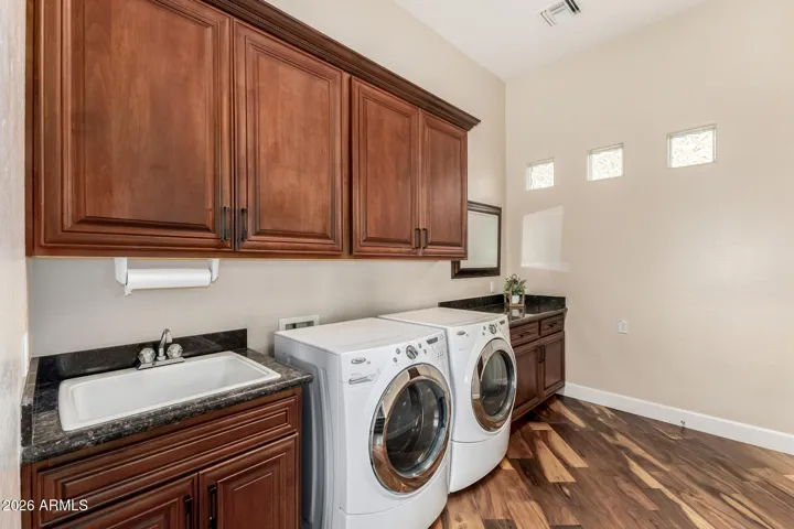 Large Laundry Room w/ Walk-in Pantry