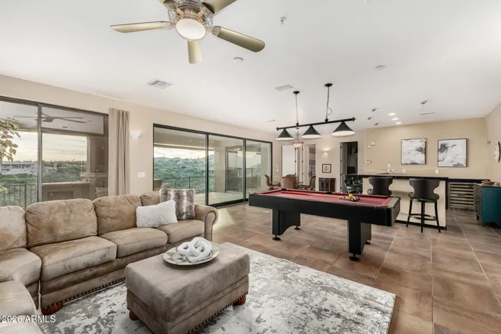 Downstairs Lounge/Game Room & Wet Bar