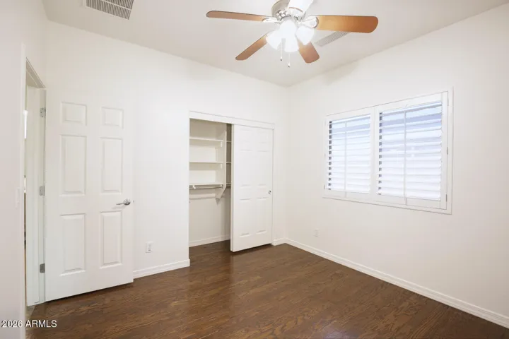 Guest bedroom #1