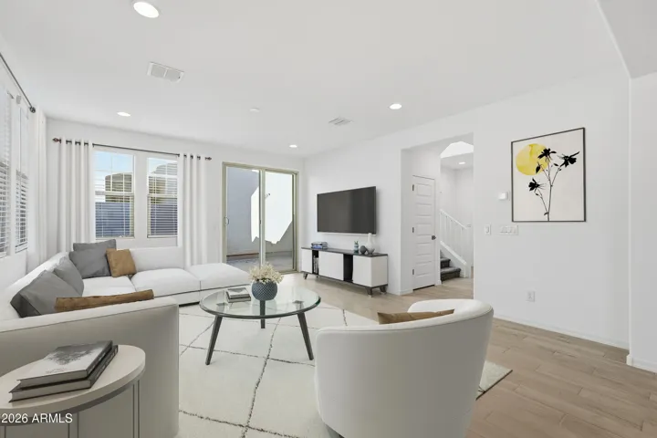 10022 W Piccadilly Road ~ Virtually Staged Photo